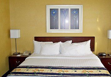 Hotel Springhill West Mifflin